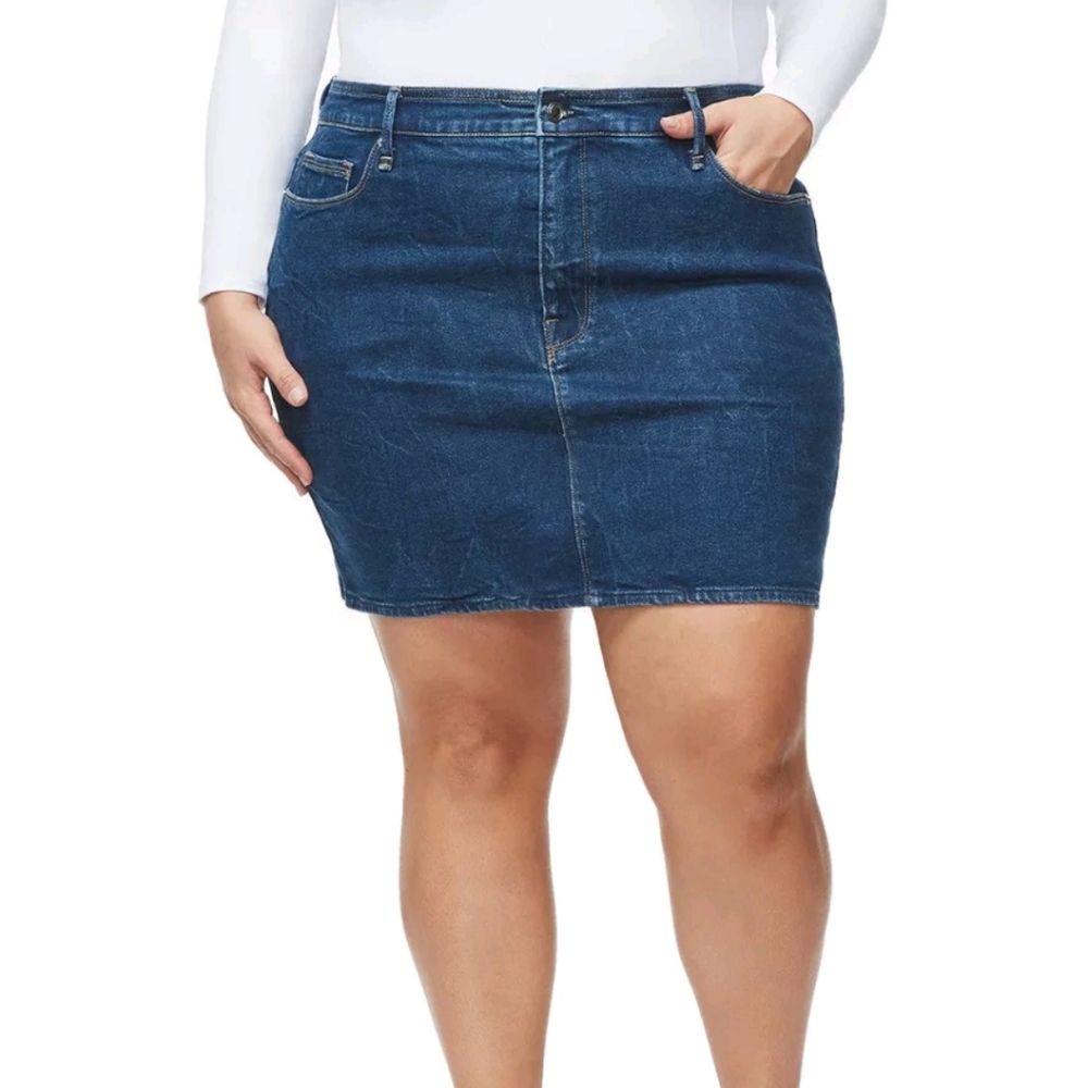 Good American The Denim Mini Skirt 18